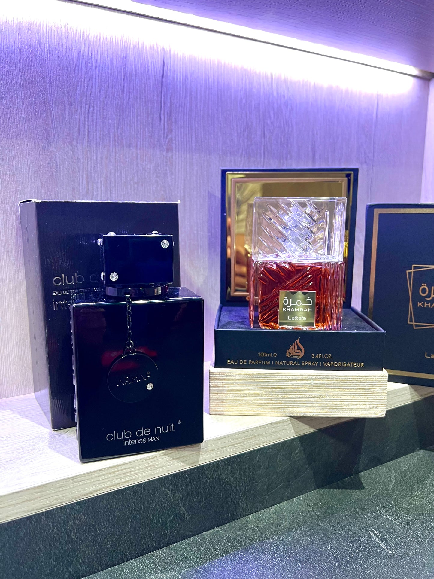 DÚO PERFUMES ( Khamrah + Club de Nuit int ) + Regalo Perfumero 🎁